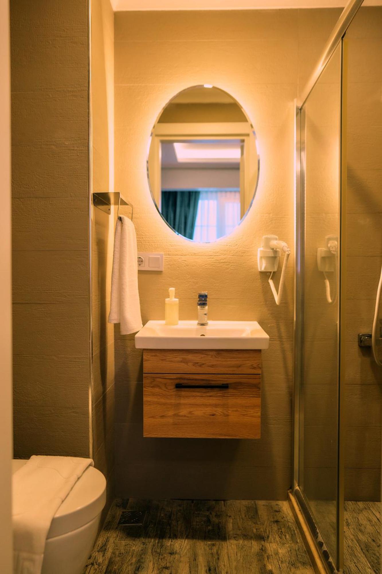 Taksim Santa Lucia Hotel Provincia di Provincia di Istanbul Esterno foto